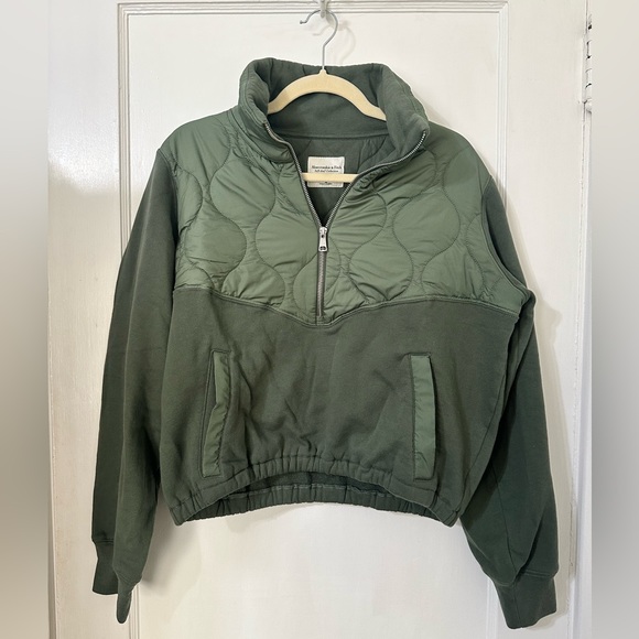 A&F Q-Zip - Picture 1 of 3